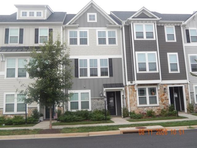 Townhouse for sale in Virginia