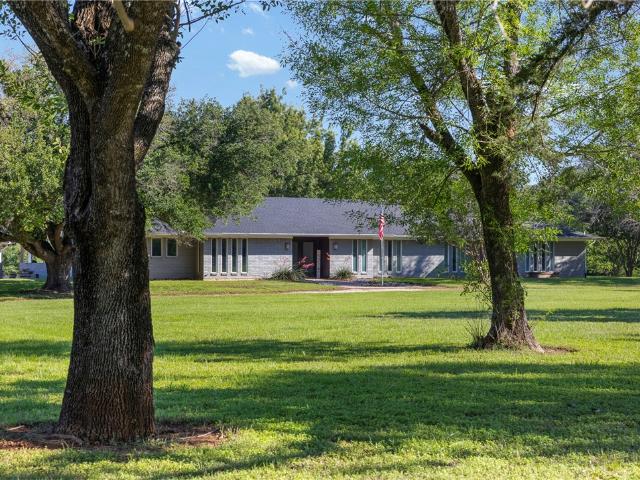 House for sale in Robertson, Texas