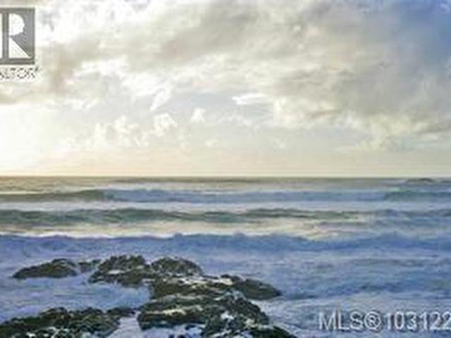 Land for sale in Clayoquot, British Columbia