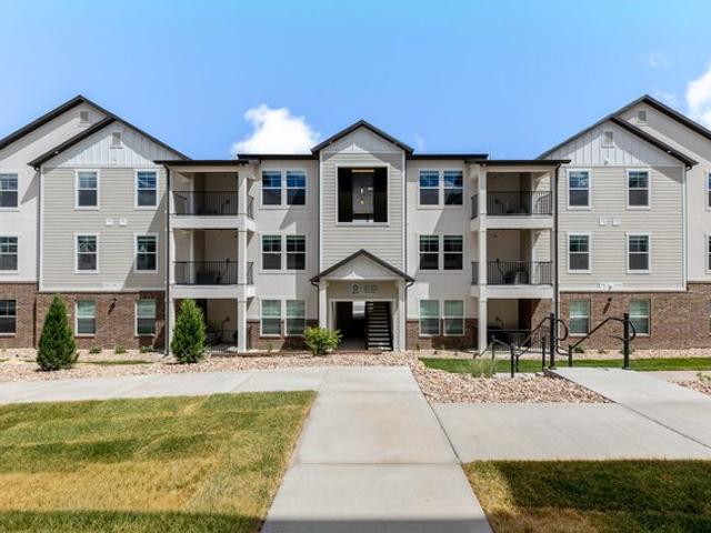 Condo for sale in Saratoga Springs, Utah