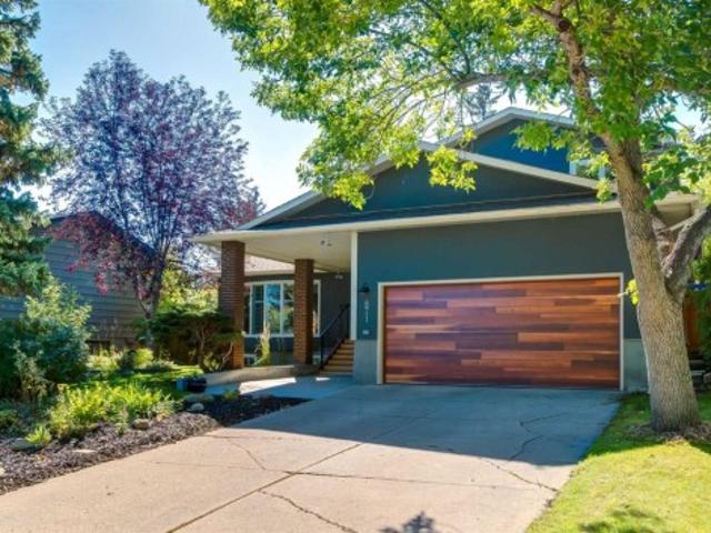 House for sale in Oakridge, Calgary