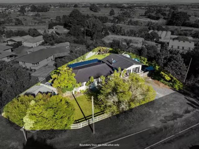 House for sale in Awhitu