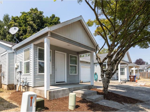 House for sale in Oregonia