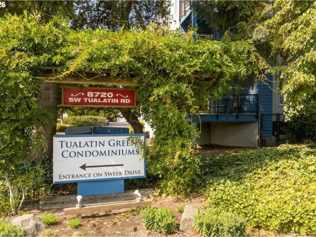 Condo for sale in Arya at Hedges Creek, Tualatin