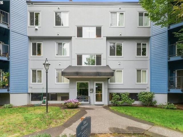 Condo for sale in Oregonia