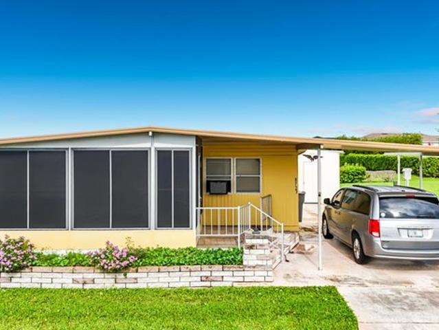 House for sale in Palmetto, Florida