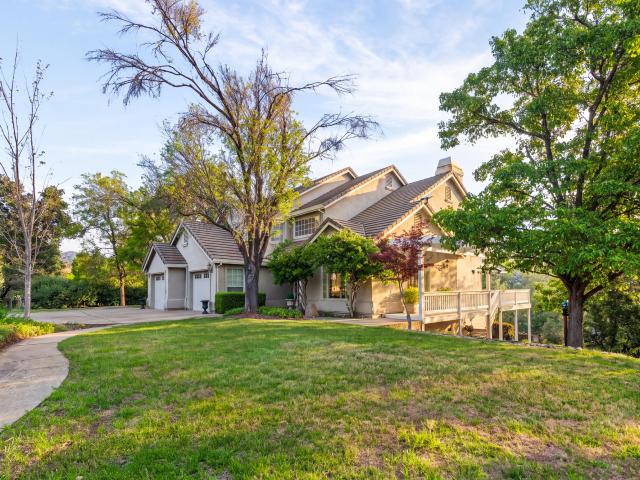 House for sale in Redding, Shasta County