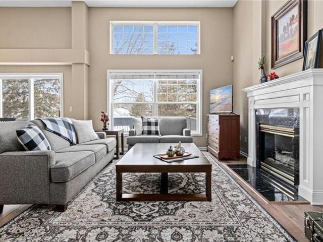 Townhouse for sale in Chanhassen, Minnesota