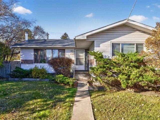 House for sale in West Meadowlark Park, Edmonton