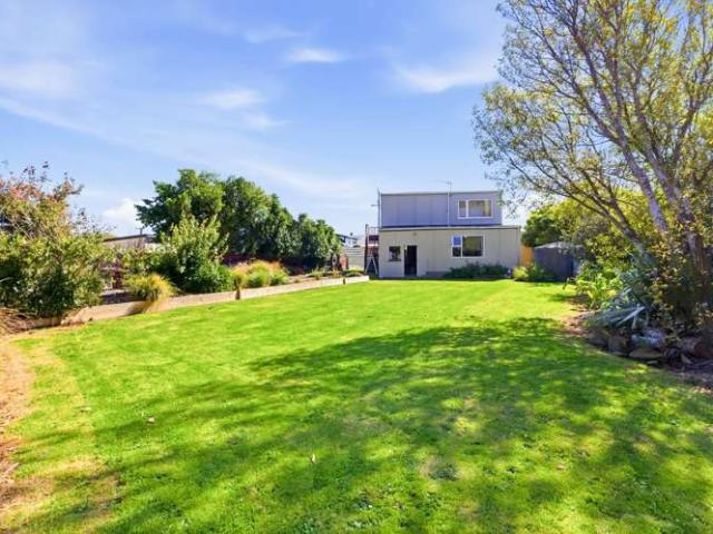House for sale in Otakou