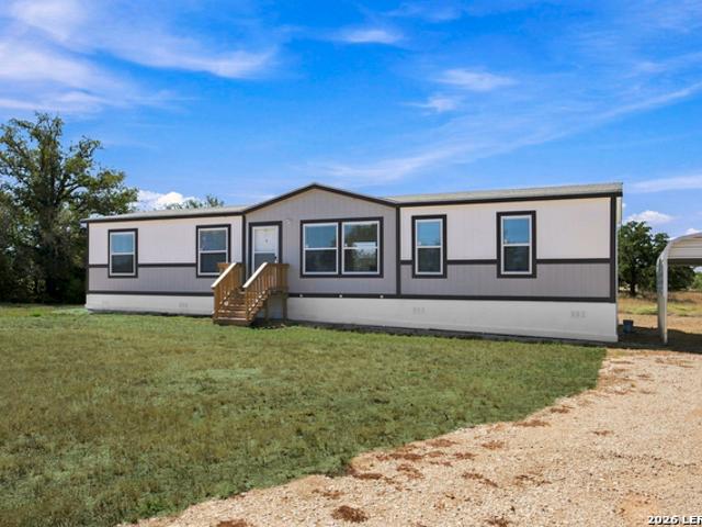 House for sale in Waelder, Texas