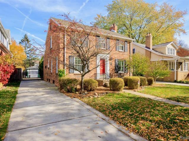 House for sale in Grosse Pointe, Michigan