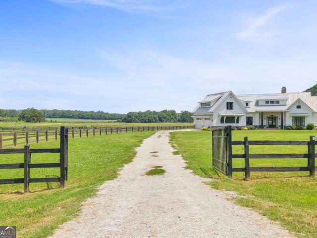 Farm for sale in Mansfield, Georgia