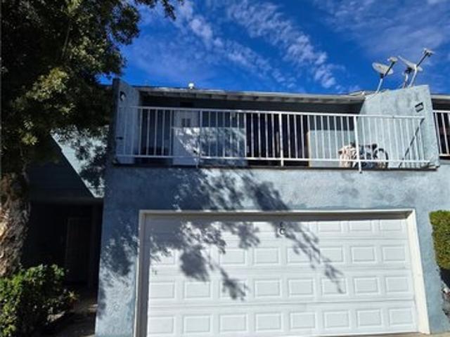 Townhouse for sale in Panorama City, California