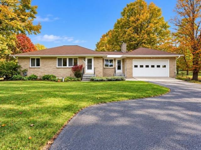 House for sale in Traverse City, Grand Traverse County