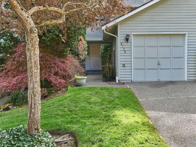 Townhouse for sale in Redmond, Washington