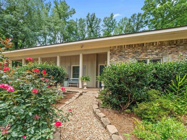 House for sale in Saint Francisville, Louisiana