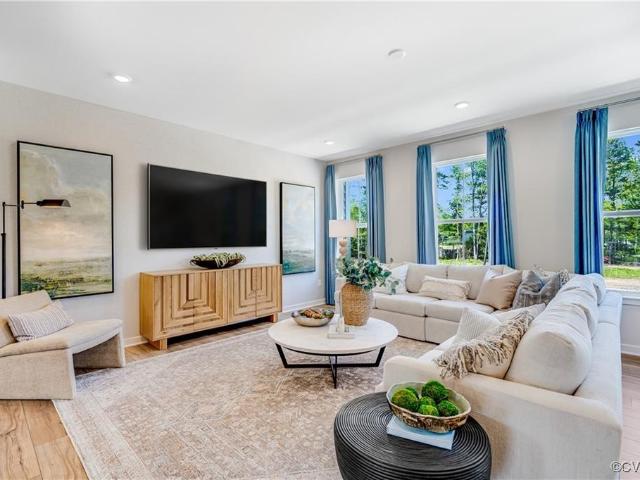 Townhouse for sale in Chesterfield