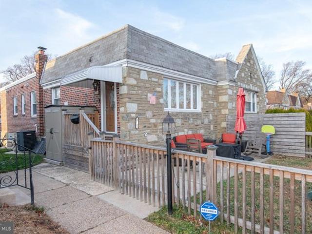 Townhouse for sale in Philadelphia, Pennsylvania