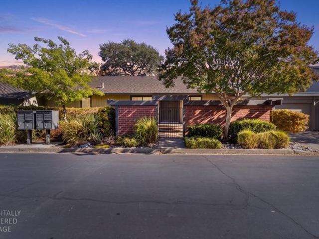 Condo for sale in Fair Oaks, Mendocino County