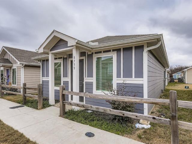 Condo for sale in Fort Worth, Texas