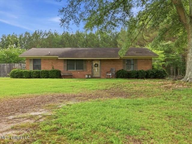 House for sale in Walnut Grove, Mississippi