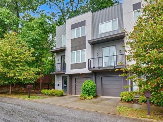 Townhouse for sale in Atlanta, Georgia