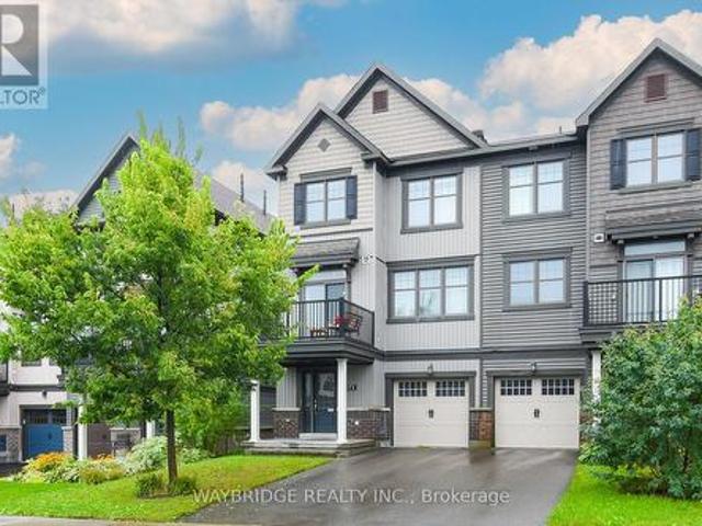 House for sale in Barrhaven West, Ottawa