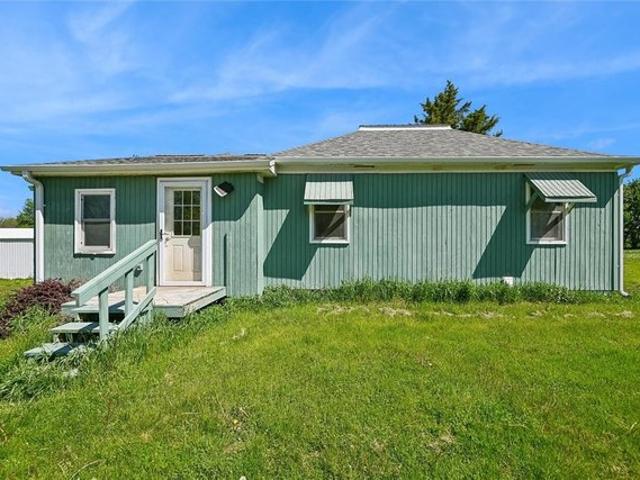 House for sale in Linn, Iowa