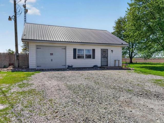 House for sale in Twelve Mile, Indiana