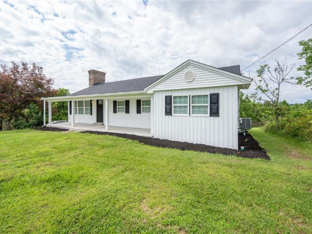 House for sale in New Alexandria, Pennsylvania