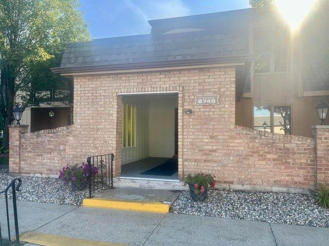 Condo for sale in Munster, Indiana