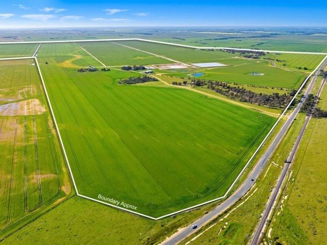Cottage for sale in Caldwell, Murray River Council