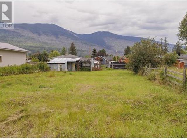 Land for sale in Mcbride, British Columbia