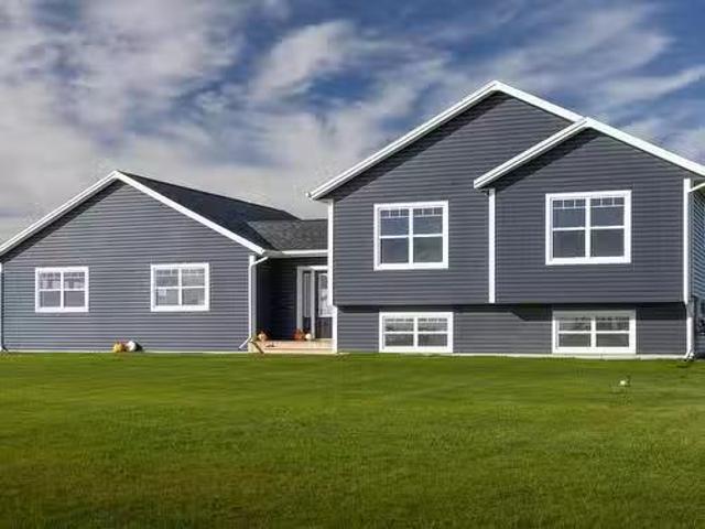 House for sale in Donagh, Queens County