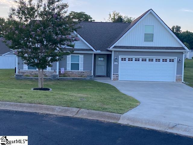 House for sale in Inman, South Carolina
