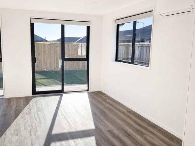 Townhouse for rent in Rolleston, Canterbury