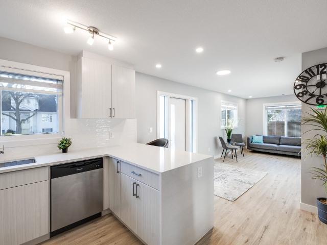 Apartment for rent in Wedgewood, Alberta