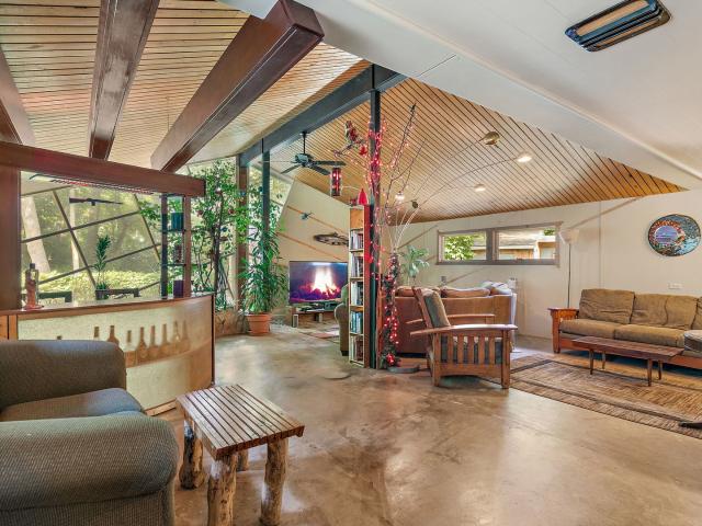 House for sale in Dekalb, Illinois