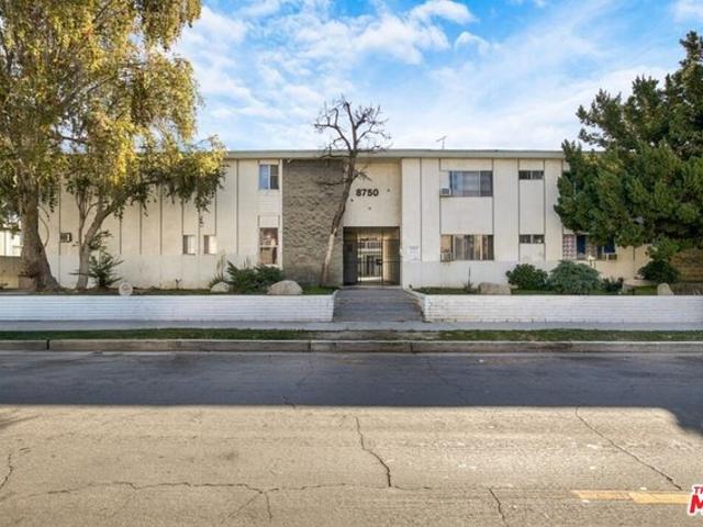 House for sale in Canoga Park Neighborhood Council District, Canoga Park
