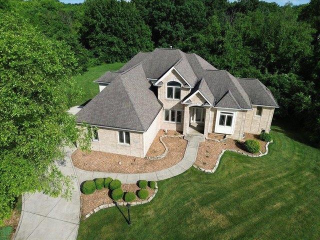 House for sale in Crown Point, Indiana