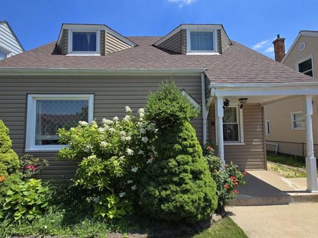 House for sale in Evergreen Park, Cook County