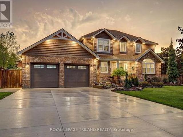 House for sale in Central Elgin, Southwestern Ontario