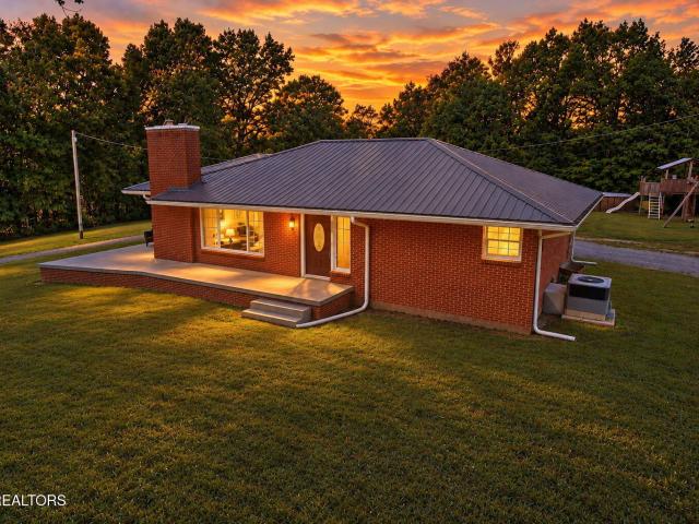 House for sale in Sunbright, East Tennessee