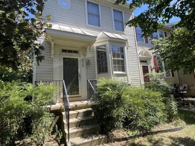 Townhouse for sale in Gibsonton, Maryland