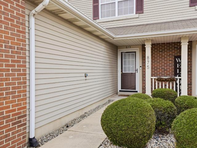 Townhouse for sale in Dyer, Indiana