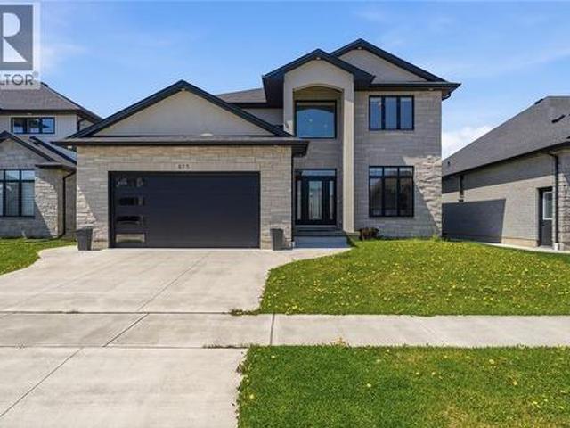 House for sale in Brights Grove, Ontario