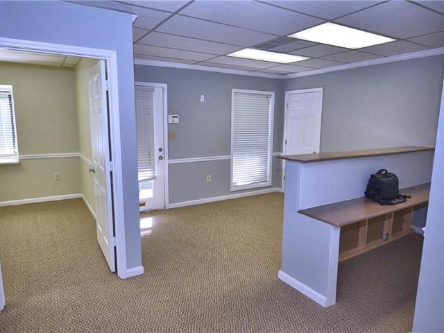 Commercial for sale in Roswell, Georgia