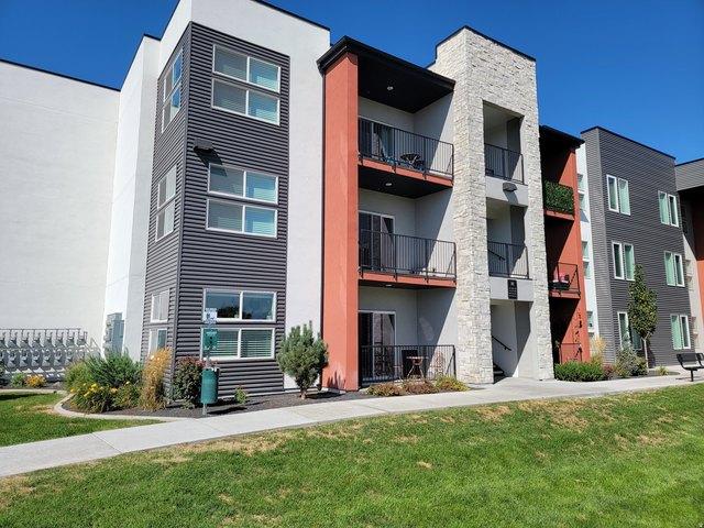 Condo for sale in Clearfield, Utah