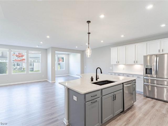 Townhouse for sale in Westlake, Cuyahoga County